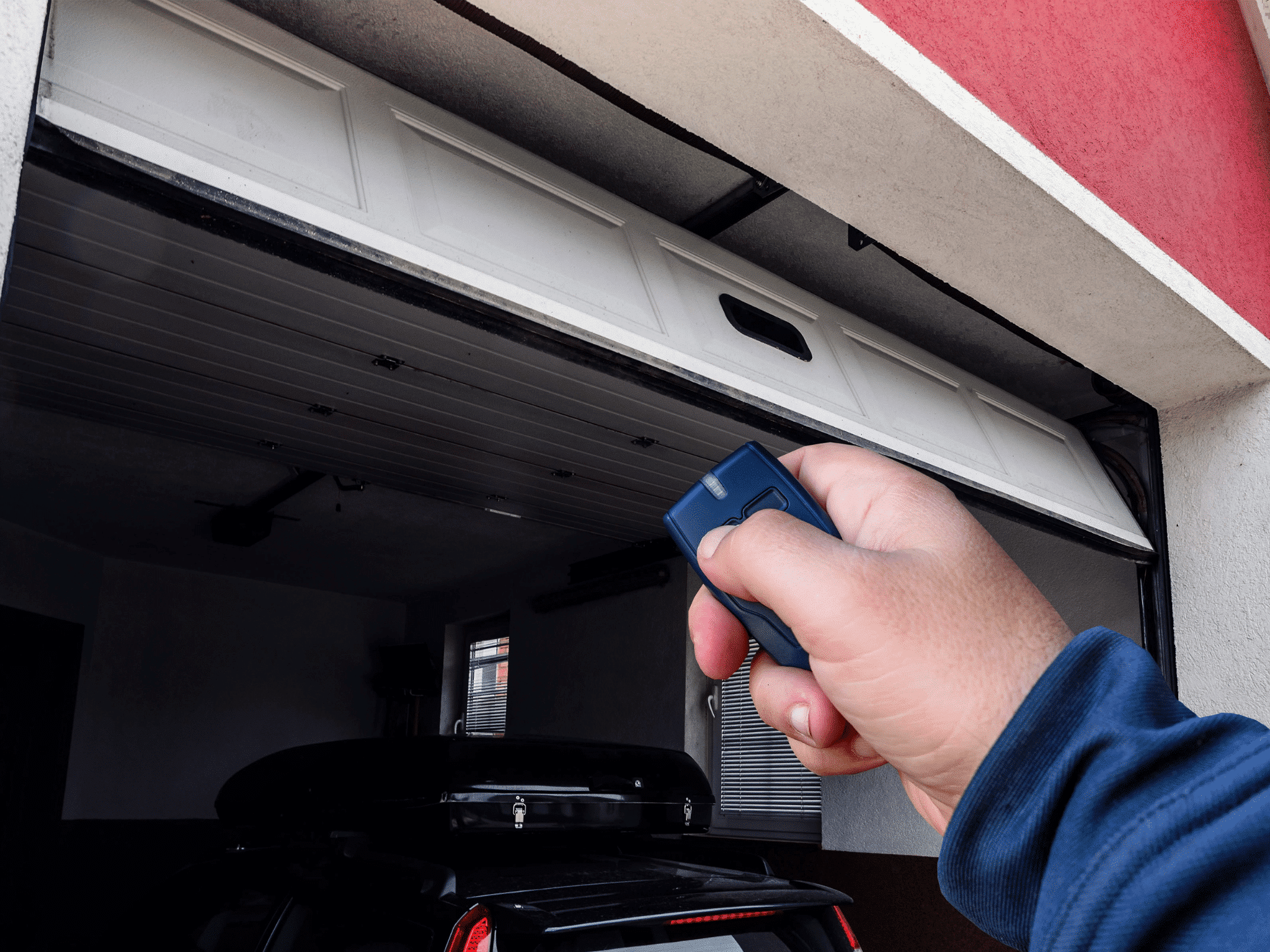 Read more about the article Ormond Beach Garage Door Opener Services by Local Experts