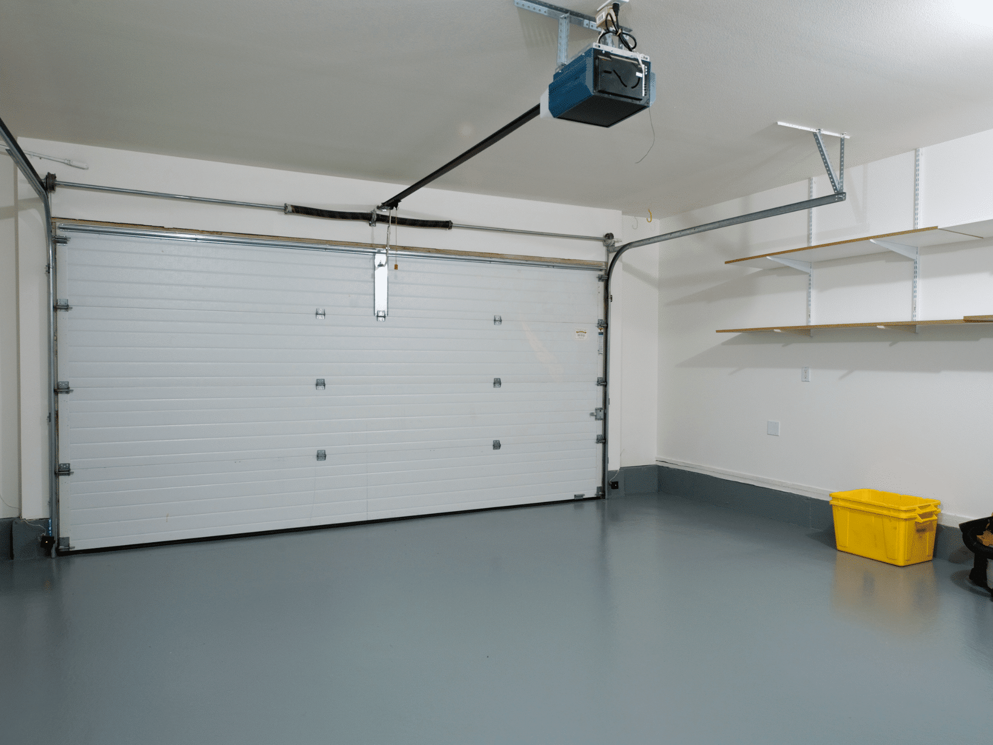 Read more about the article Williamsburg Garage Door Opener Services by Local Experts