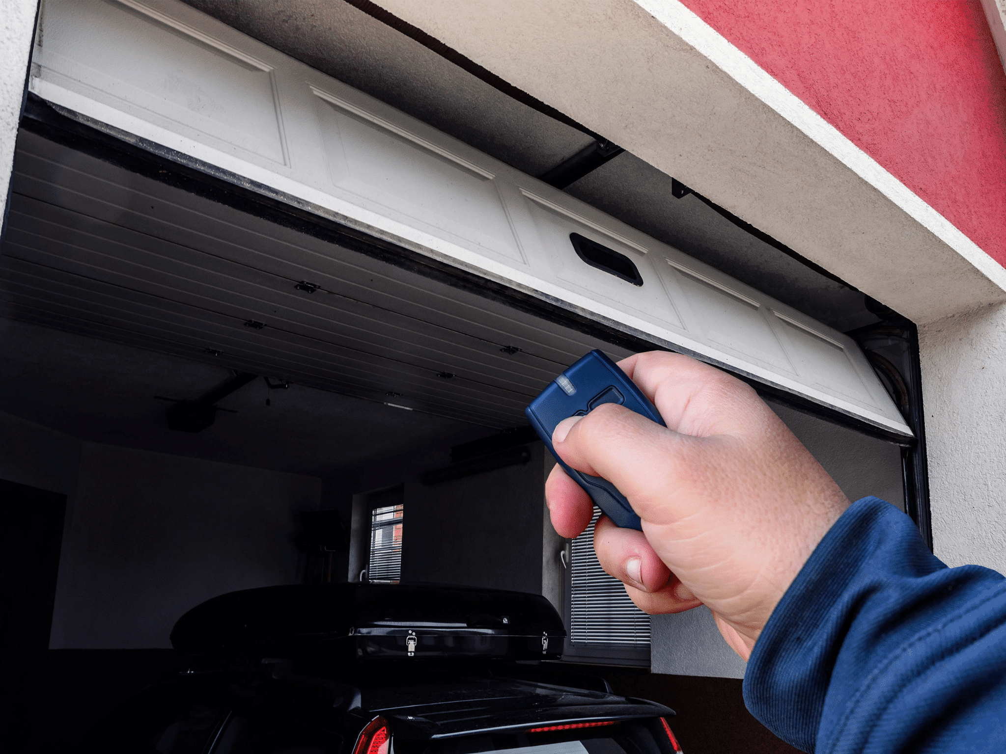 Read more about the article Winter Springs Garage Door Opener Services by Local Experts